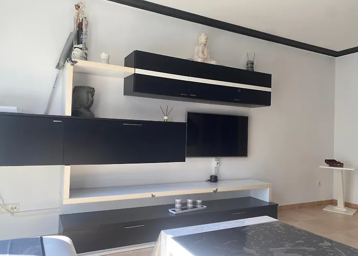 Daire Costa Da Morte - *